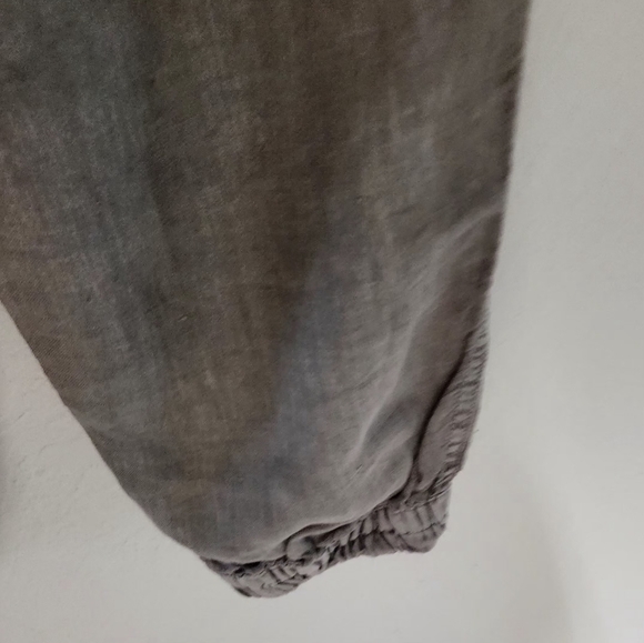 NEW WOMANS LINEN CARGO PANTS, SZ SMALL - Picture 7 of 7